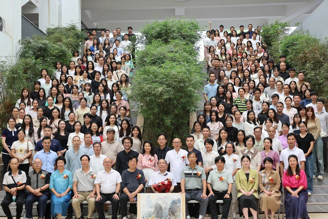 桂平市中小学美术教师水彩画专题培训活动暨大藤峡水彩画社成立仪式在我校顺利举行 丨 华体会（中国）